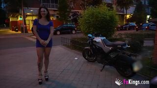 FaKings: Serezade Monroe első vad análja a dögös fiatal latin csajjal