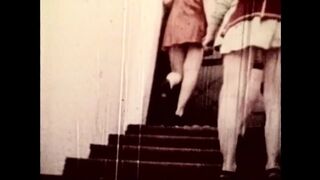 John Holmes a buja milfek szószopó sztárja retro hangulatban